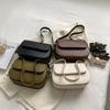 New simple shoulder messenger bag retro small square bag
