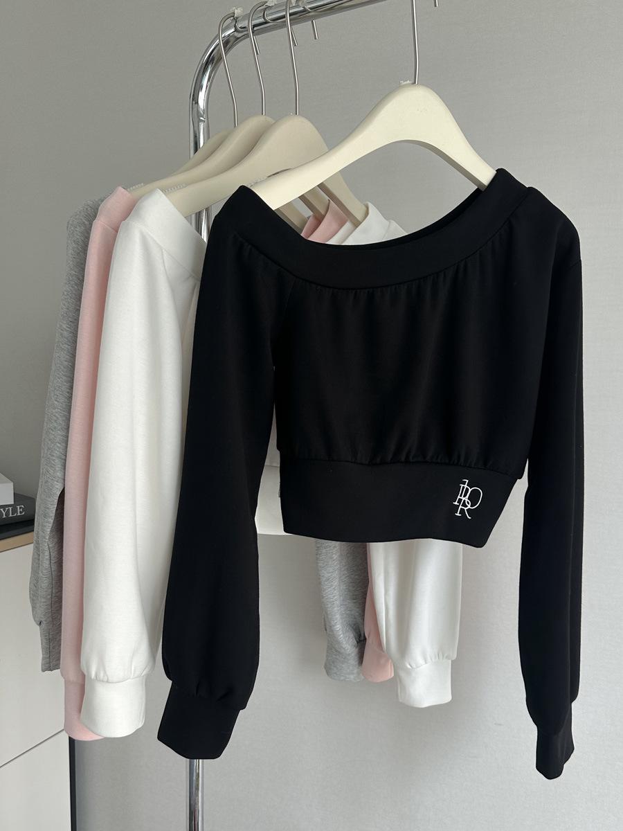

European and American Off-Shoulder Korean Style Sweater - Autumn, Lightweight, Loose Fit, Short, Long-Sleeved Women s Top