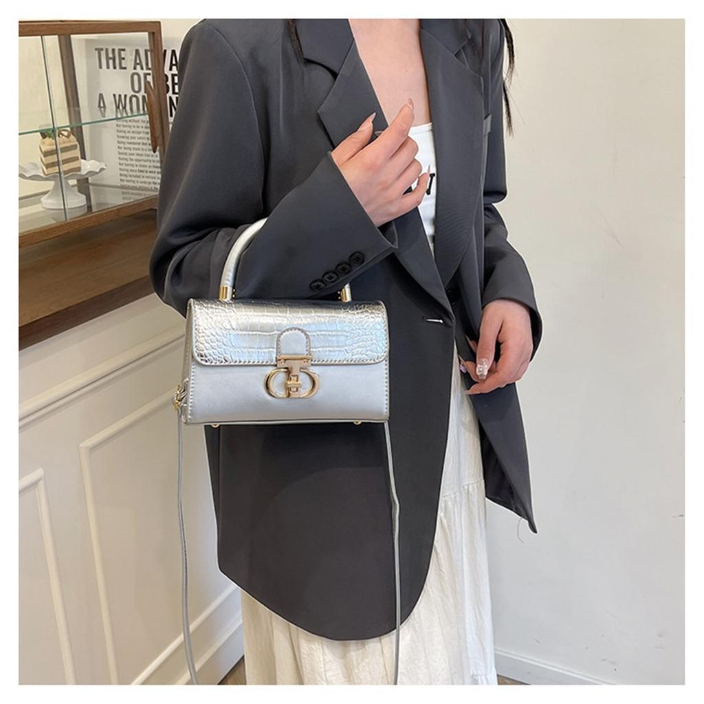 Fashionable Fashionable Lock Buckle Crocodile Pattern Leisure Handheld Single Shoulder Crossbody Small Square Bag For Women