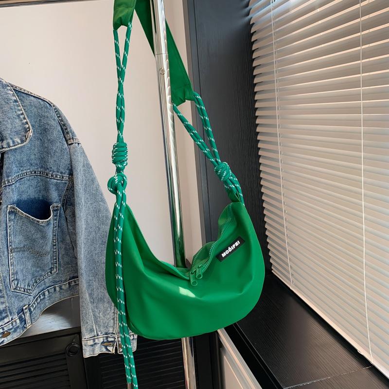 Men's and Women's Nylon Cloth Bags, Student Shoulder Crossbody Bags, Lightweight Couple Leisure Backpacks