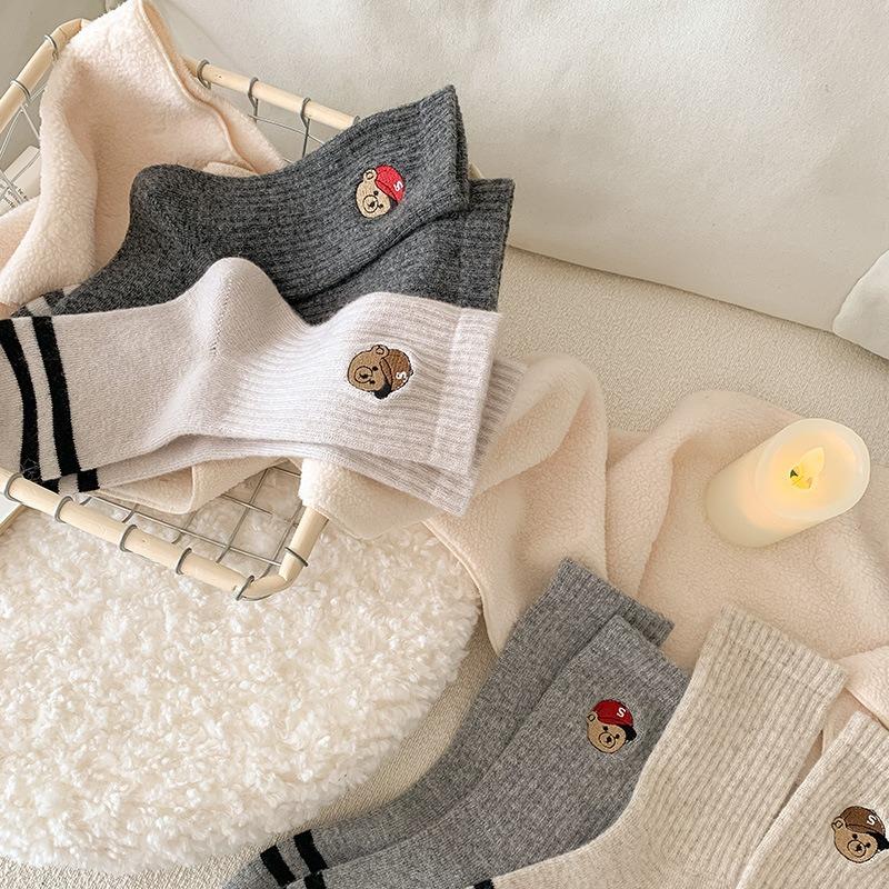 Autumn and Winter Socks: Women's Embroidered Bear Wool Socks, Thickened Warm Striped Cartoon Mid-calf Pile Socks