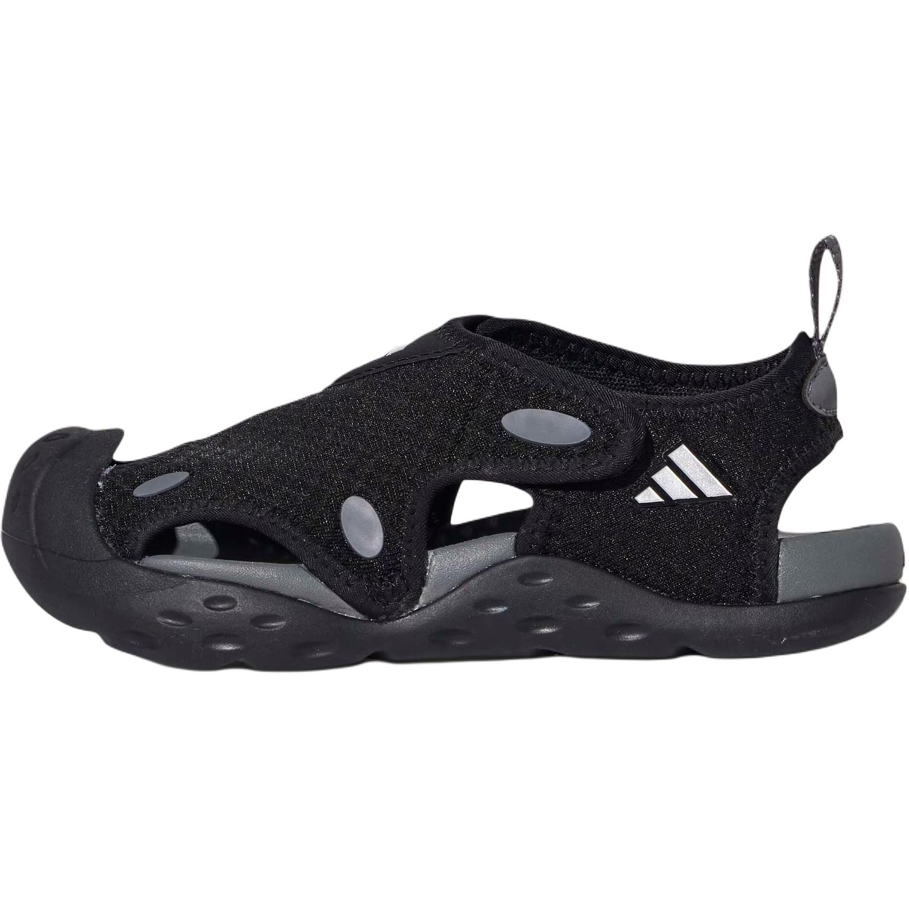 Adidas STARSTRIDE Slip Resistant Abrasion Resistant Low top Sandal Black Kids  KI8906 30.5