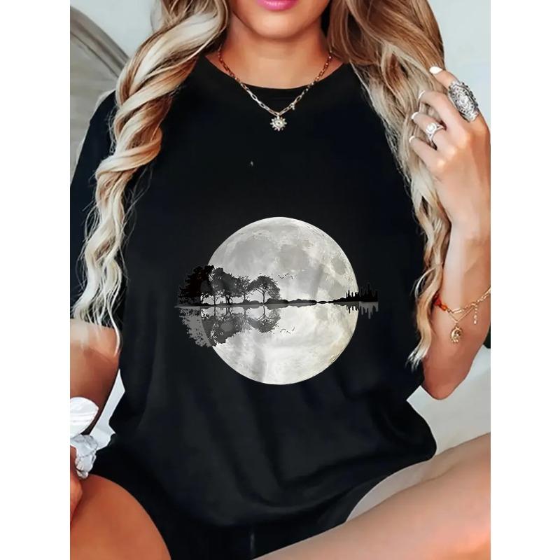 Black Oversized T-Shirt With Full Moon And Lake Reflection Print For Casual Wear