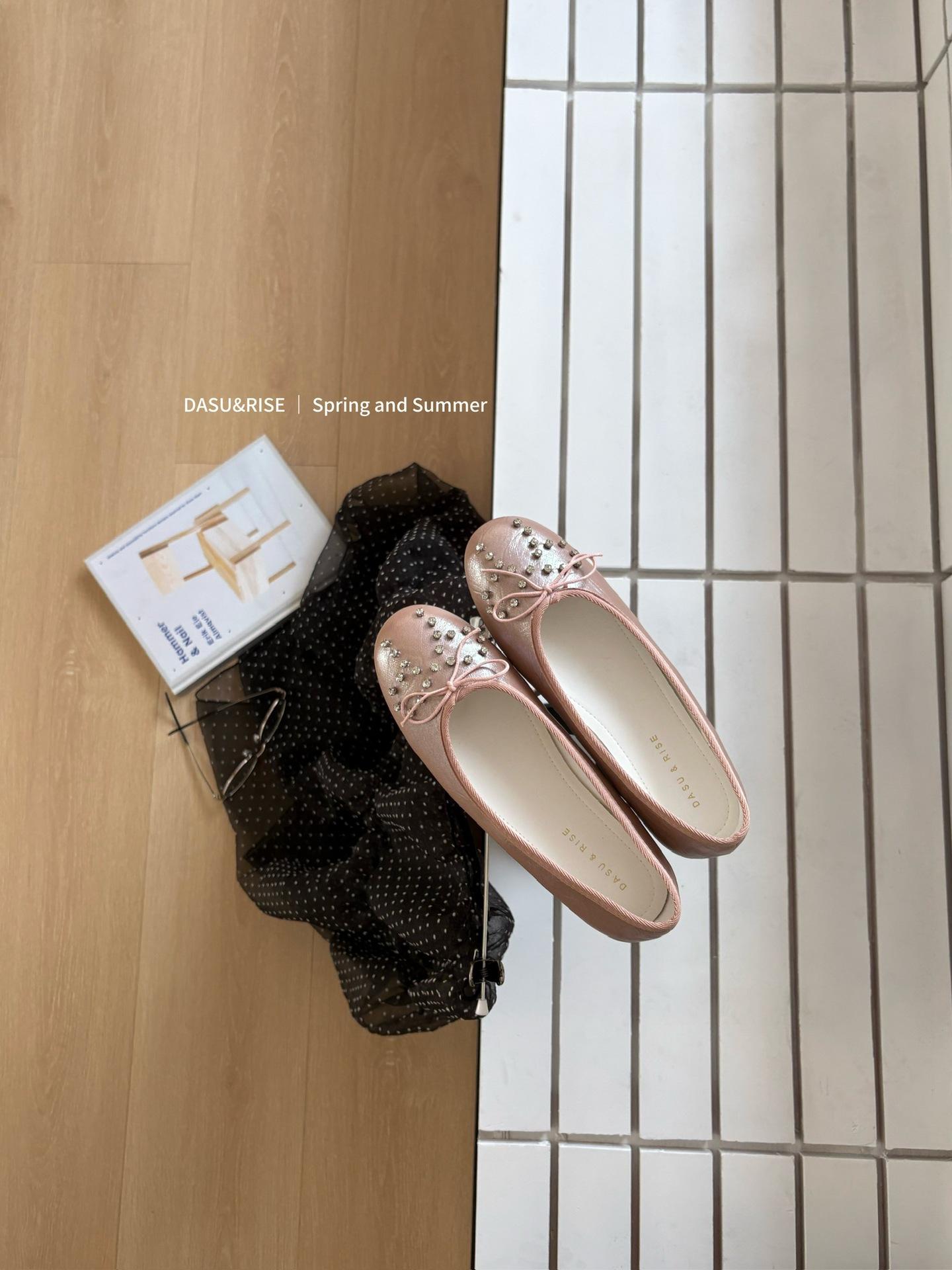 Women s Flat Bowknot Rhinestone Slip-On Pumps - Fashionable Footwear 35