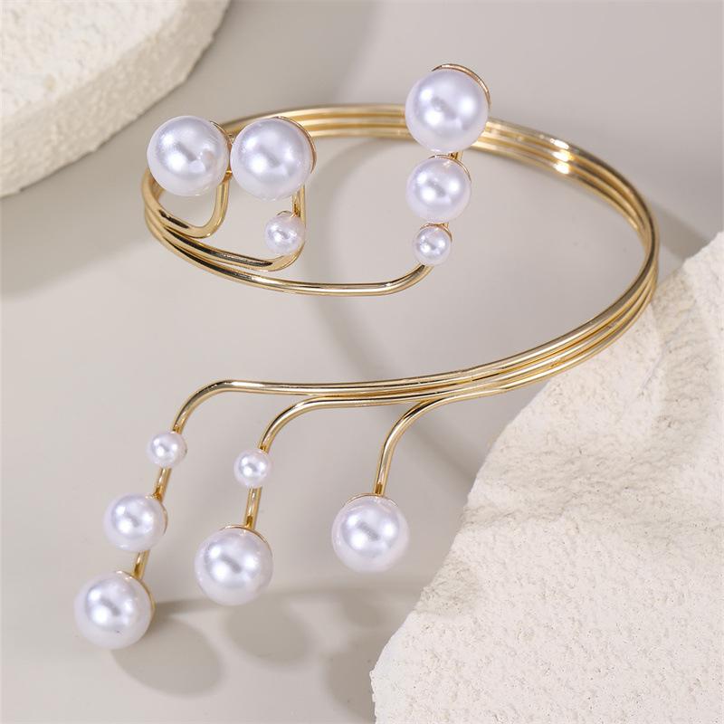 New Imitation Zircon Bracelets For Women Accessories Fashion Metal Geometry Cuff Bangles Statement Zircon Gift