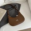 Highend underarm bag women's autumn new fashion versatile shoulder bag niche design baguette handbag