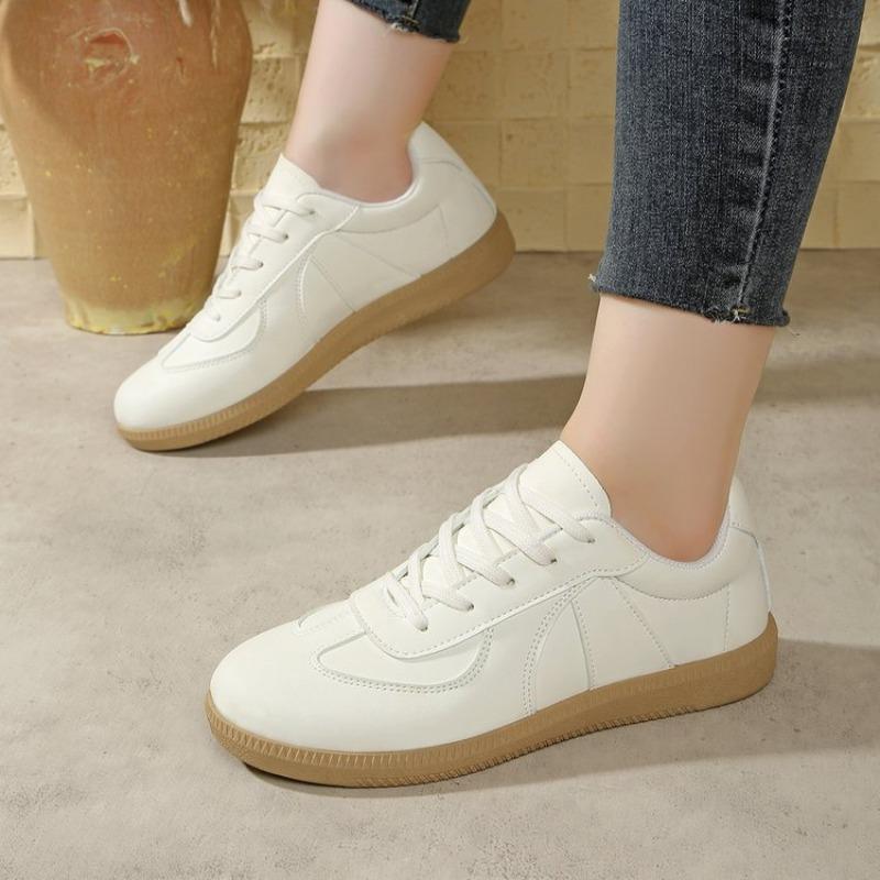 Solid Color Simple Board Shoes Women's Autumn New Student Lace-up Fashion Sports Shoes Versatile Casual White Shoes