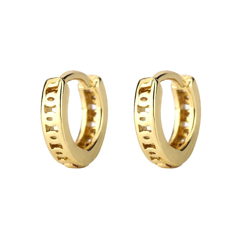 Minimalist Hoop Earrings For Women Niche Light Luxury Studs Simple Elegant Ear Jewelry Fashionable Daily Wear Accessories