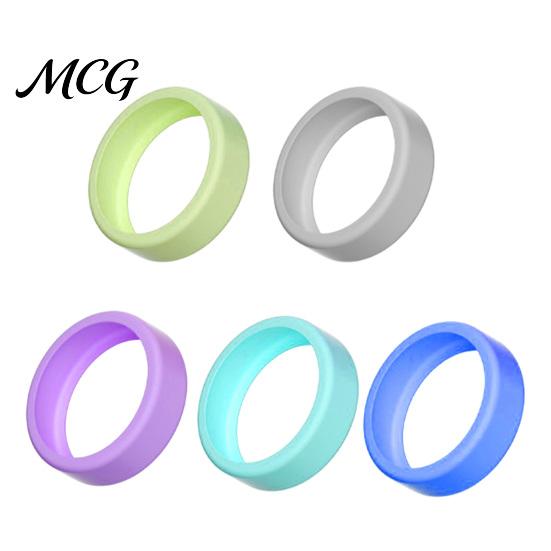 Comfortable Smart Ring Protector Silicone Case for Oura 5, Protector, Soft Outdoor Activity Guard Anti-Scratch Cover, Protective Shield, Sleeve Sizes