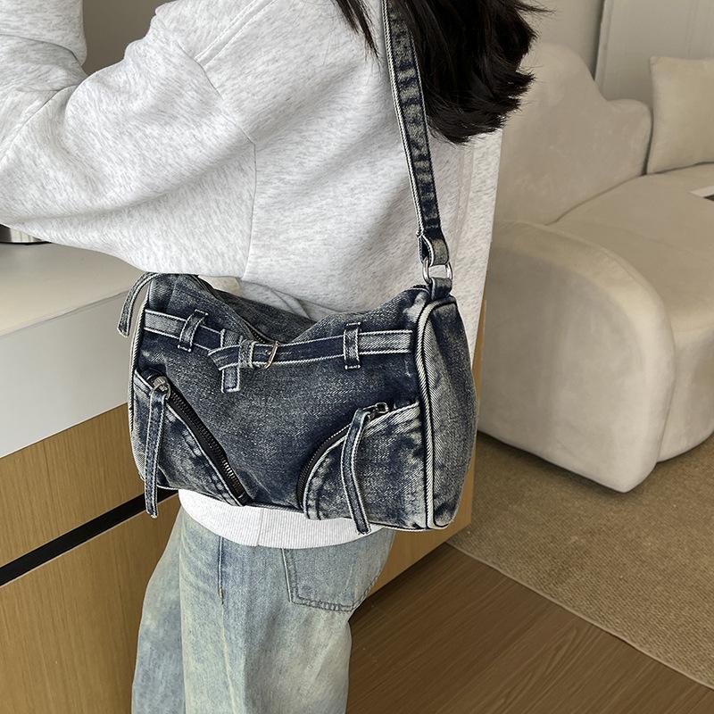Pillowcase Large Capacity Multi-Pocket Travel Bag for Children