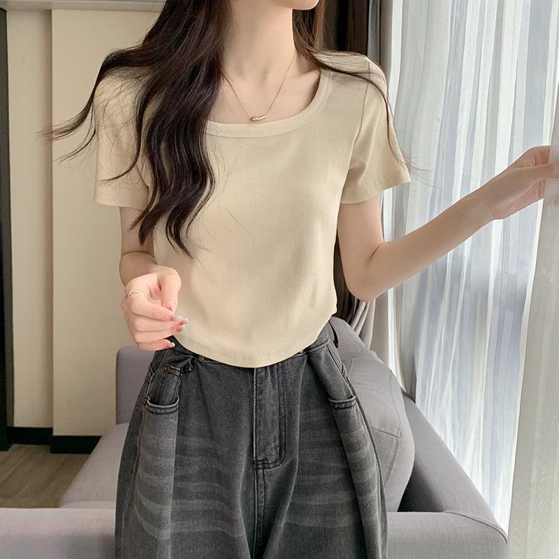 Threaded Short-sleeved T-shirt for Women, Hemmed Collar, Summer Hem, Curved Design, Short Hot Girl Petite Style Top