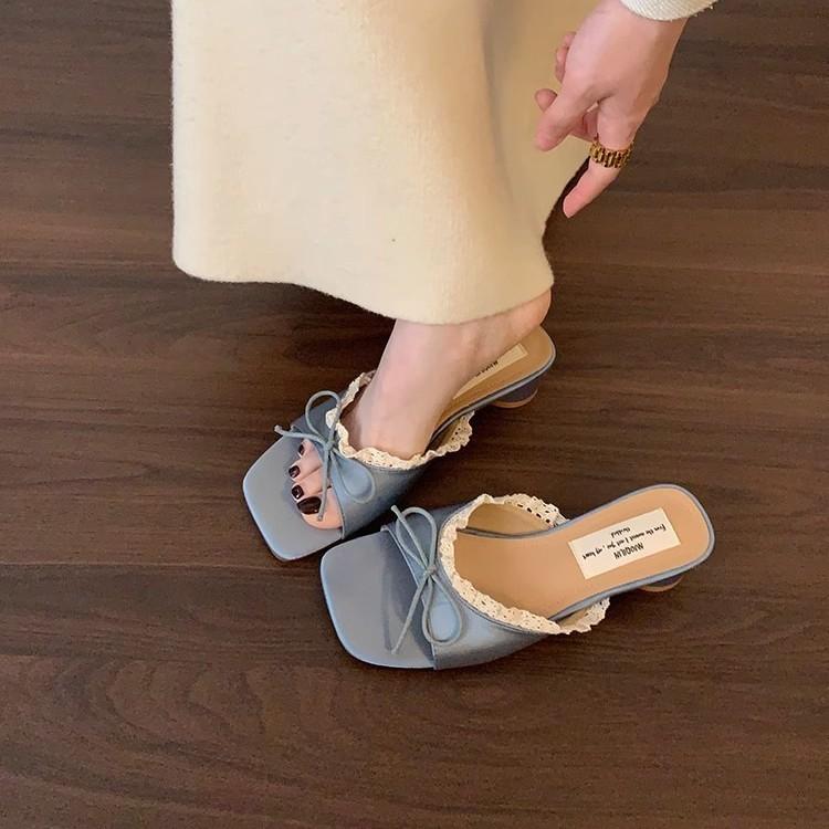 Gentle Fairy Cool Slippers 2025 Summer French Sweet Elegant Lace Bow Silk Open-toed Sandals