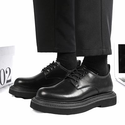 Poolsaapad – Poolsaapad