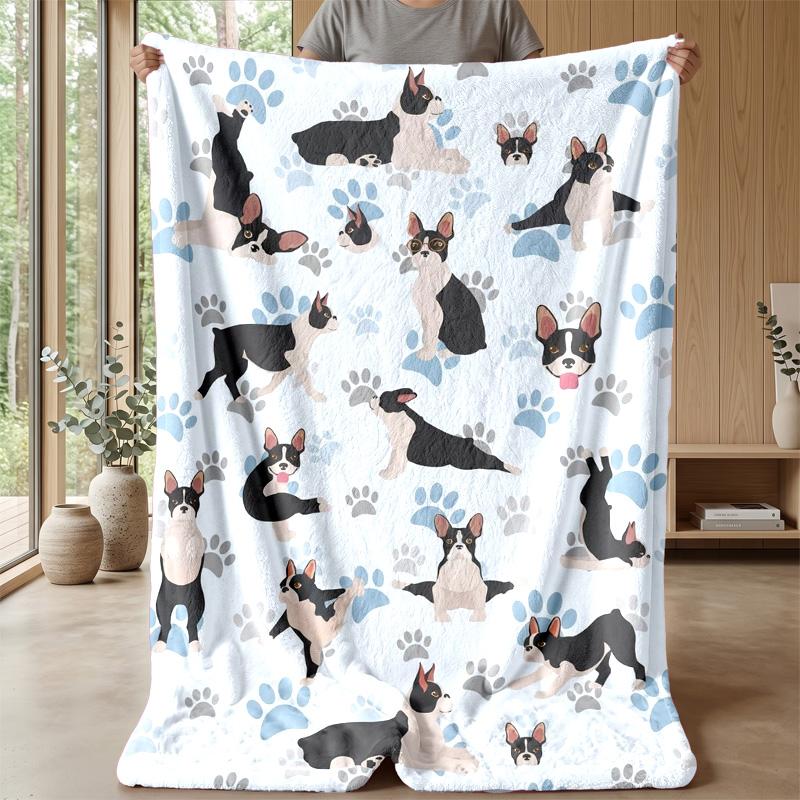French Bulldog Pattern with Bones Hearts Theme blanket Lightweight Warm Flannel Blanket Decorative Throw Blanket for Home Decoration