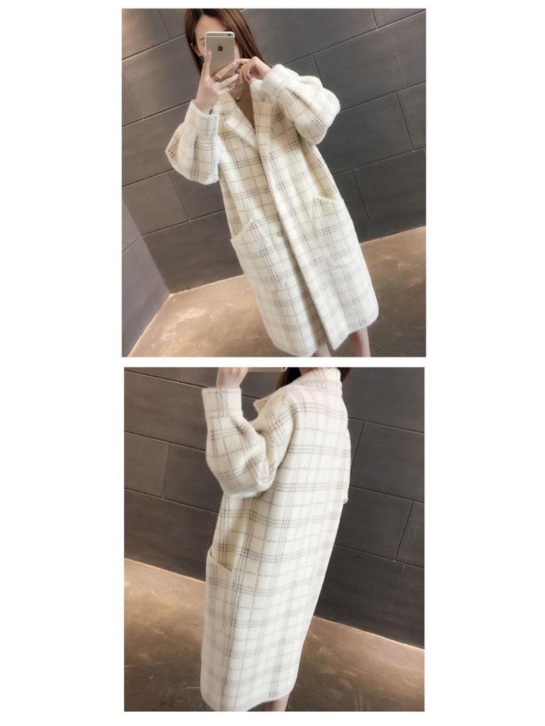 Korean Style Plaid Mid-Length Knit Jacket - Loose Fit, Long Sleeve, Autumn/Winter Women's Fashion.