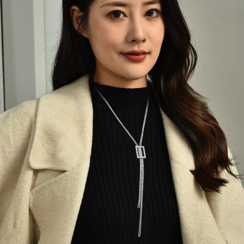 Highend Geometric Crystal Sweater Chain In Platinum And Coffee Gold Color For Outfits Stylish