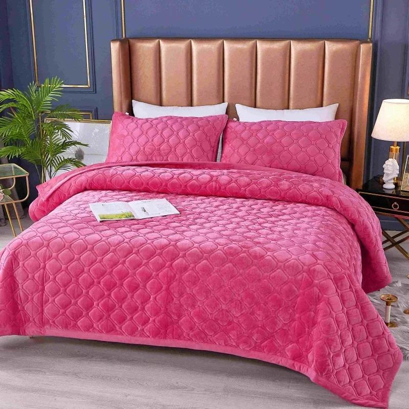 Thickened Bedspread Solid Colour Crystal Velvet Bed Cover Cotton-Padded Quilted Non Slip Sheet Blanket Children Queen Bedding