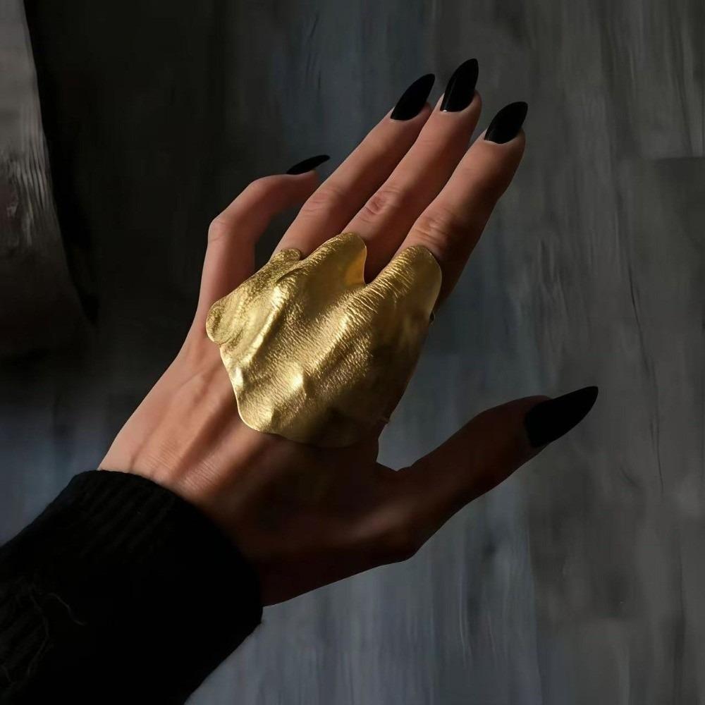 

Exquisite Wrinkled Joint Ring Vintage Finger Accessories Personality Irregular Ring Gifts Gold Left