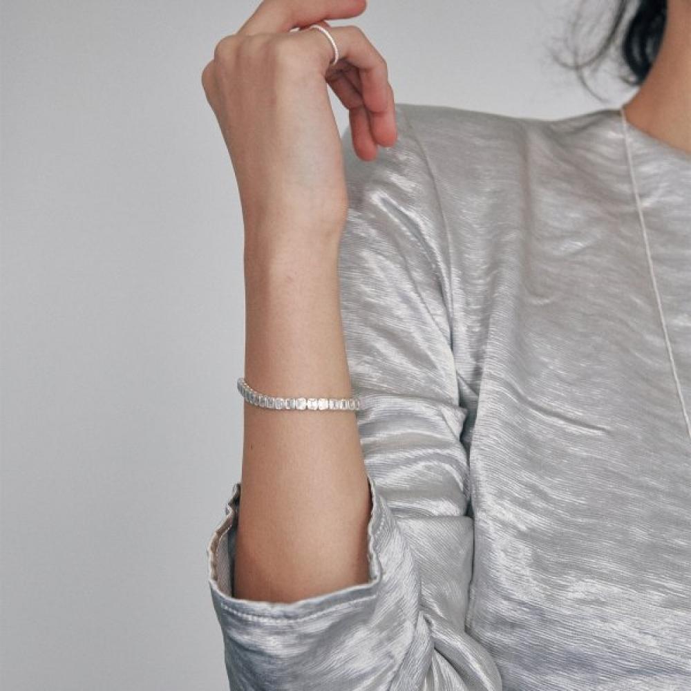 Huit.Silver.95 925 Silver Carre Dew Bracelet