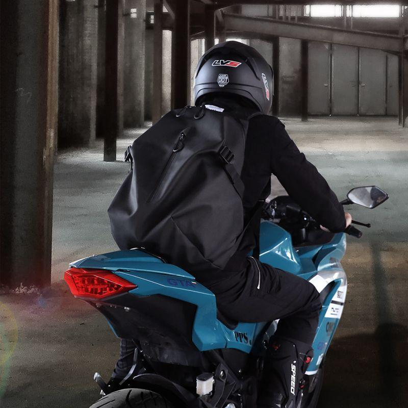 Motorcycle Backpack, Rider Riding Full Helmet, Waterproof Helmet Bag, Women's Lightweight Travel Motorcycle Backpack