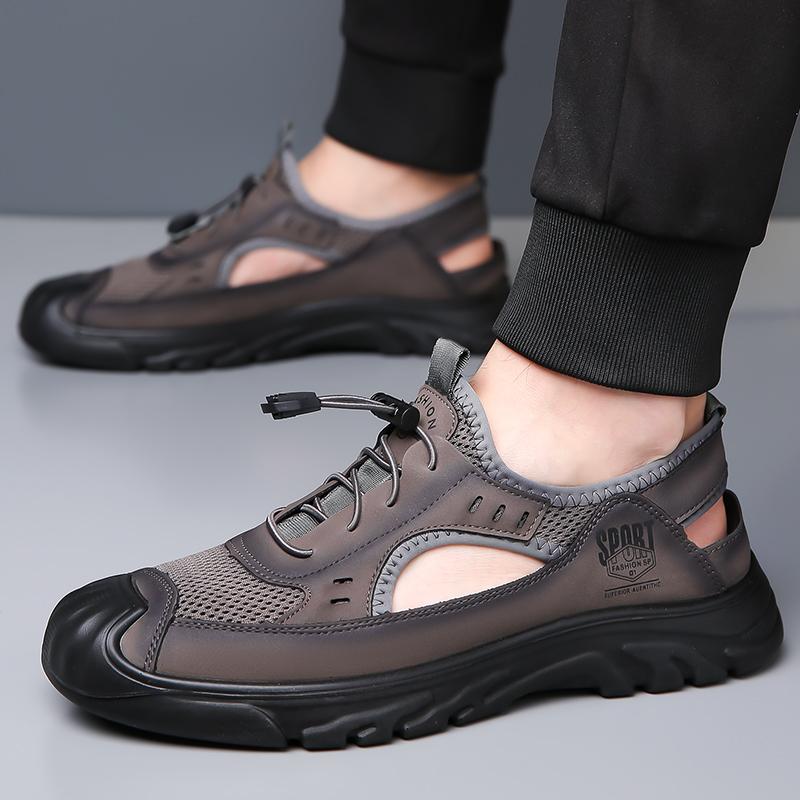 Sandalen Sommer für Herren Komfort Hohl Rutschfest Weich Beleuchtet Atmungsaktiv Allround Klassisch Tragbar Mode Lässige Ledersandalen