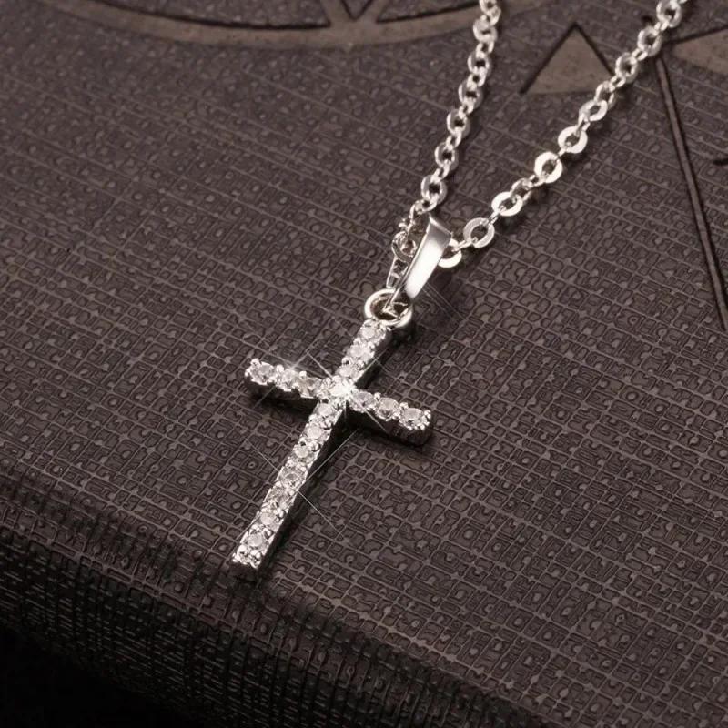 

European and American popular jewelry, rhinestone-inlaid cross necklace, simple and fashionable, cross and versatile hanging