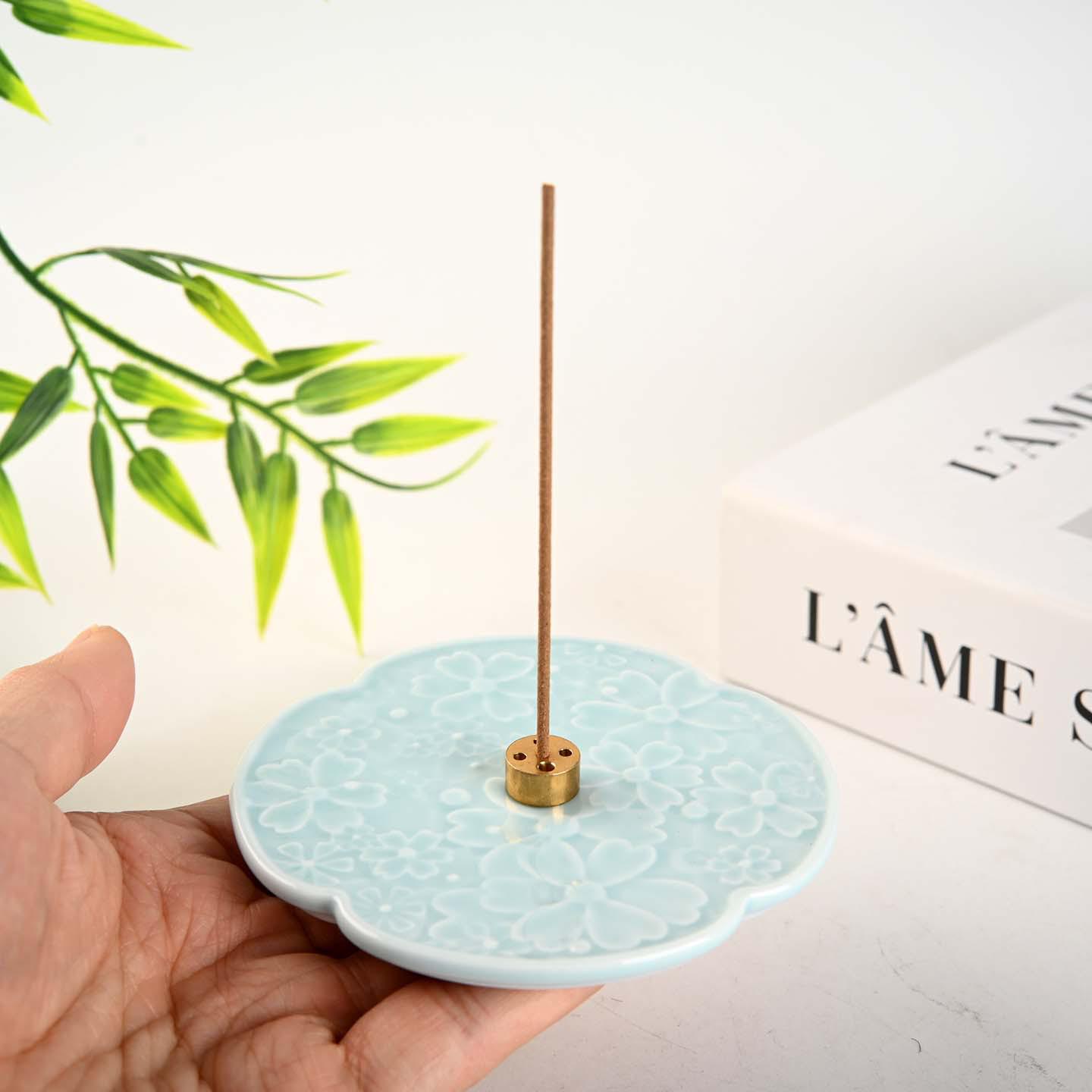 Cherry Blossom Ceramic Incense Holder - Flower-Shaped Aromatherapy Tray