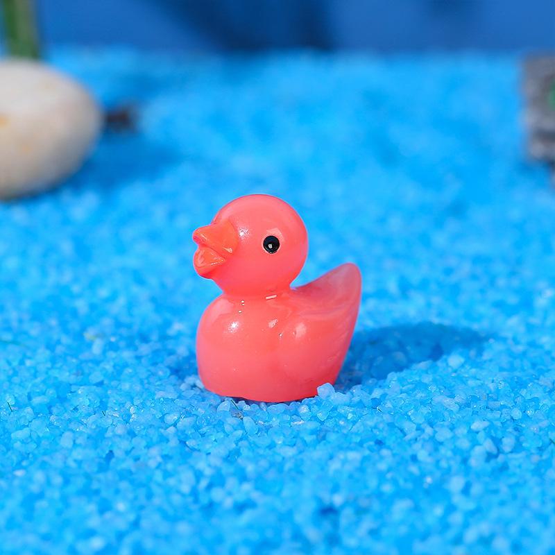 

Миниатюрные желтые кукольные аксессуары для уток - Креативные украшения для микропейзажей и подвески из смолы красный