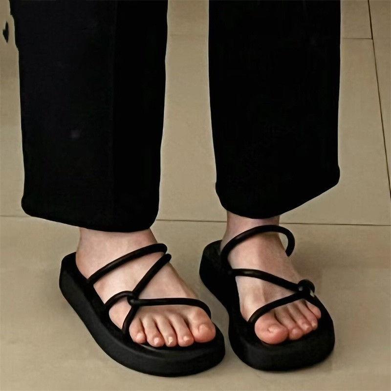 South Korea thick-bottomed niche cool slippers women's outer wear 2025 spring and summer new versatile outer wear lazy one-word drag ins tide