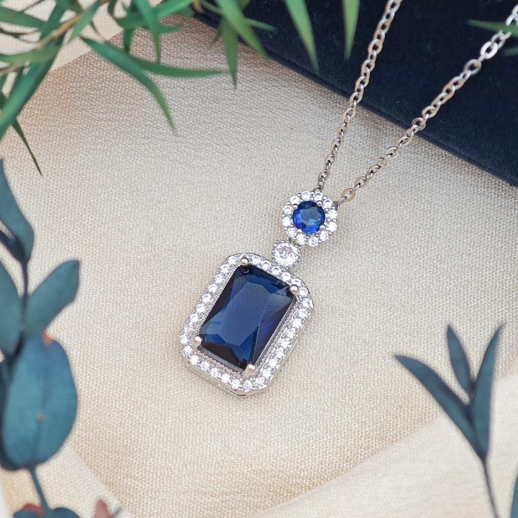 Necklace Women's European and American Fashion Hot Sale Rectangular Round Micro-inlaid Zircon Temperament Collarbone Chain High-end Accessories