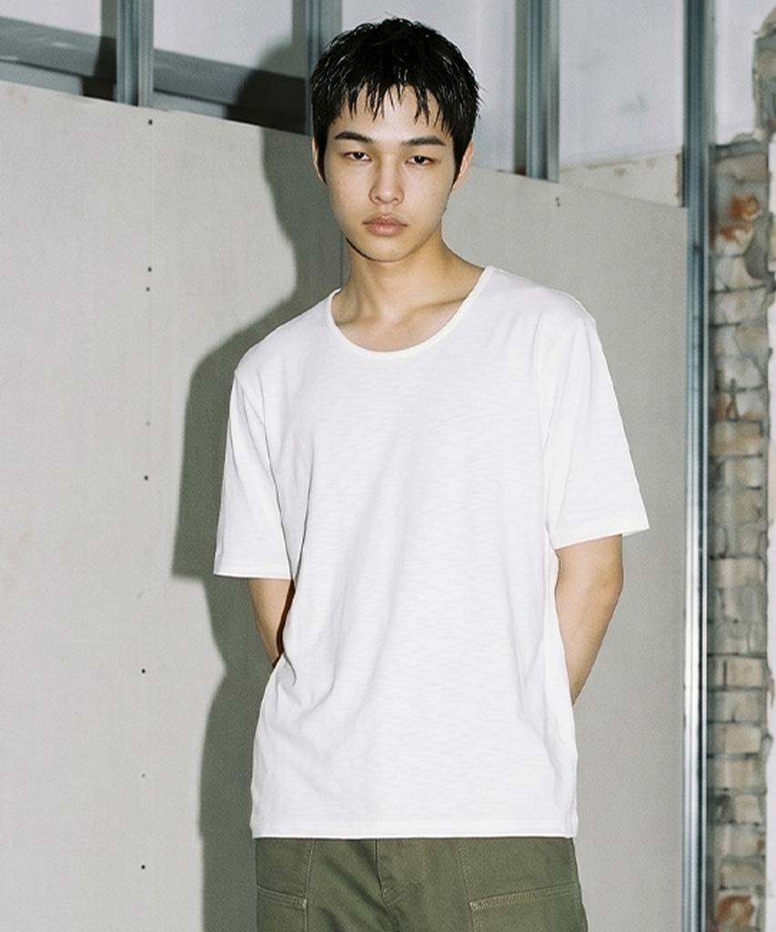 BALLUTE Slub U-Neck Half Crop T-Shirts (Sheer White)