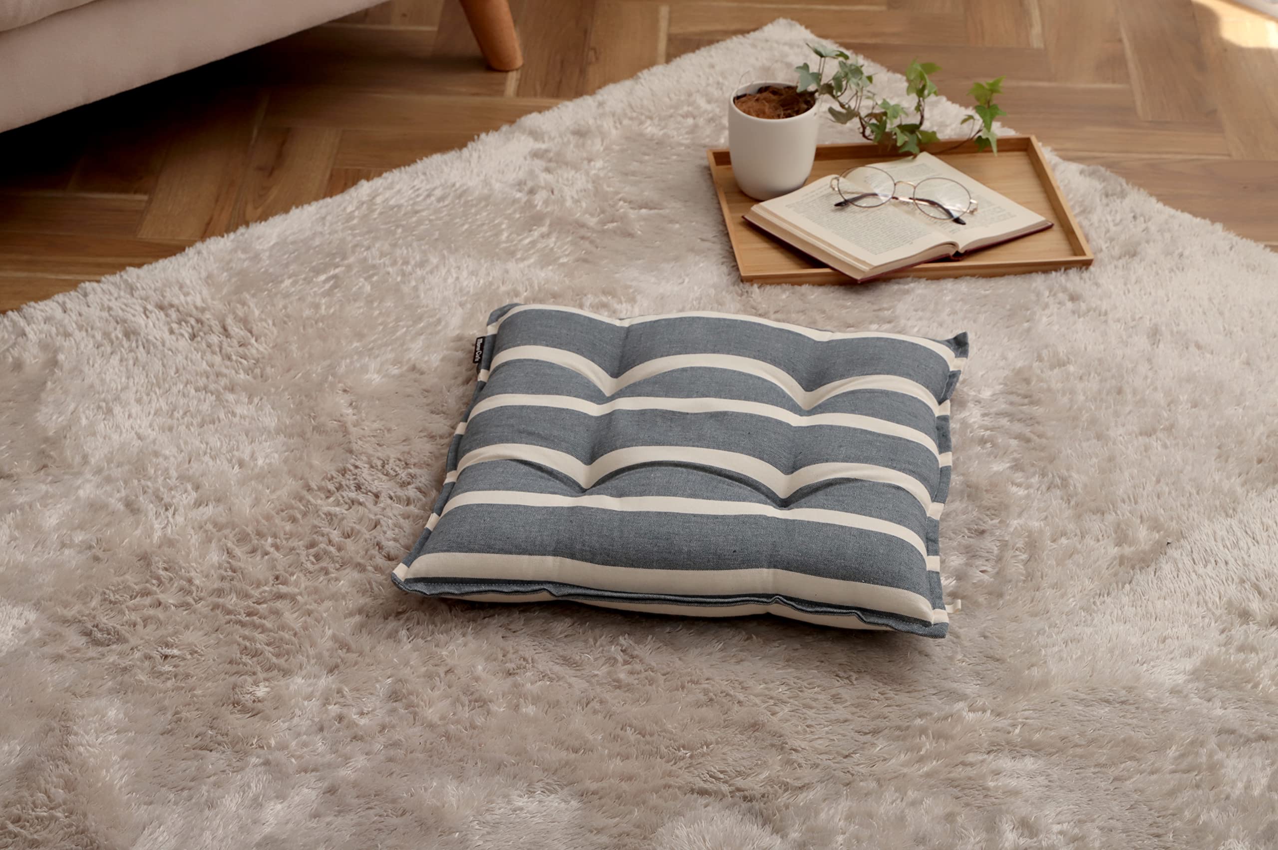 

Подушка Ikehiko Corporation из органического хлопка для сиденья на шесте, серая, 43 x 43 см, ручная стирка, кайма из индийского хлопка, сделано в Японии, круглый год, прибл.