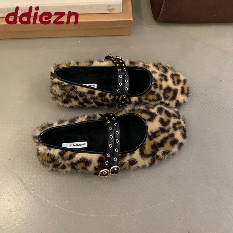 Fashion Fashion Round Toe Women Mary Janes Flats Fur Shoes Female Buckle Strap Footwear Warm Ladies Flats Shallow Shoes