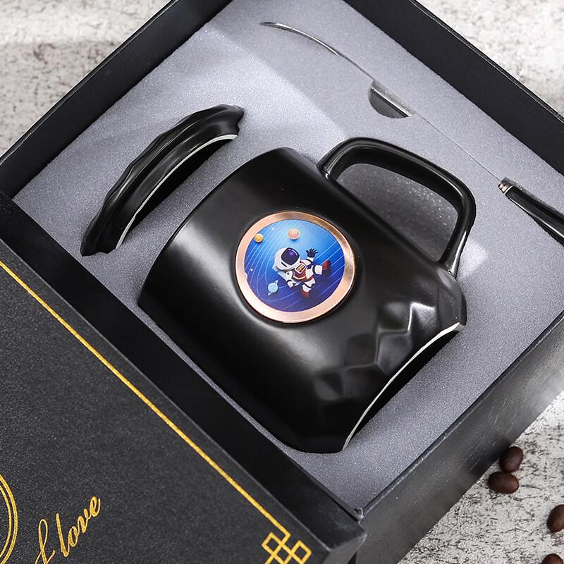 

Astronaut Planet Ceramic Mug