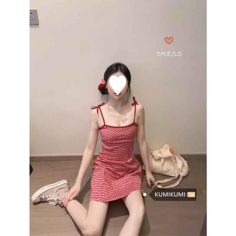 

Красное клетчатое многослойное летнее платье большого размера на шнуровке M