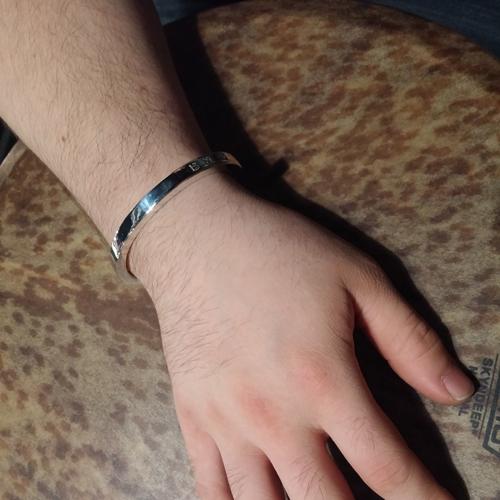 Dr Ska Maxwell 03 Bangle
