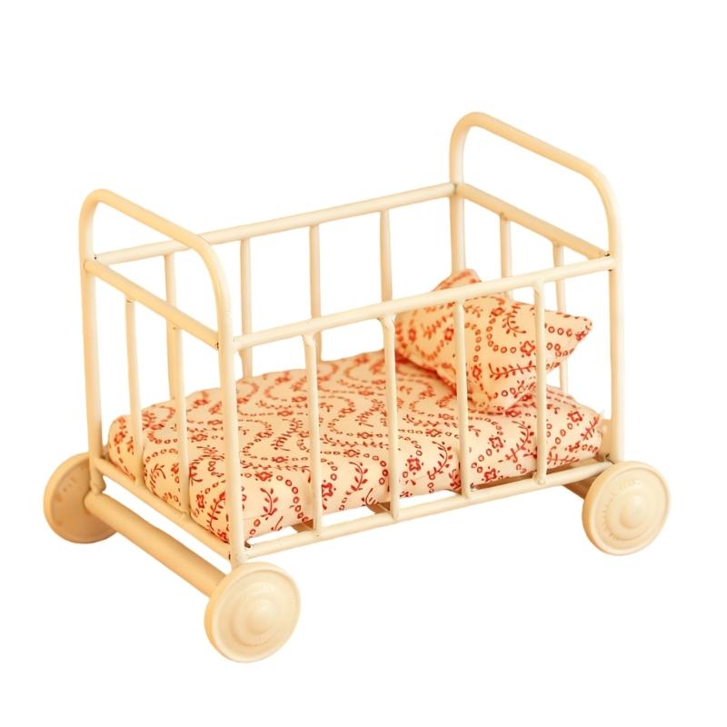 Dollhouses Crib Model Realistic Metal Bed Dollhouses Mini Crib Play Single Realistic 1:12 Model Mini Size Toy 1