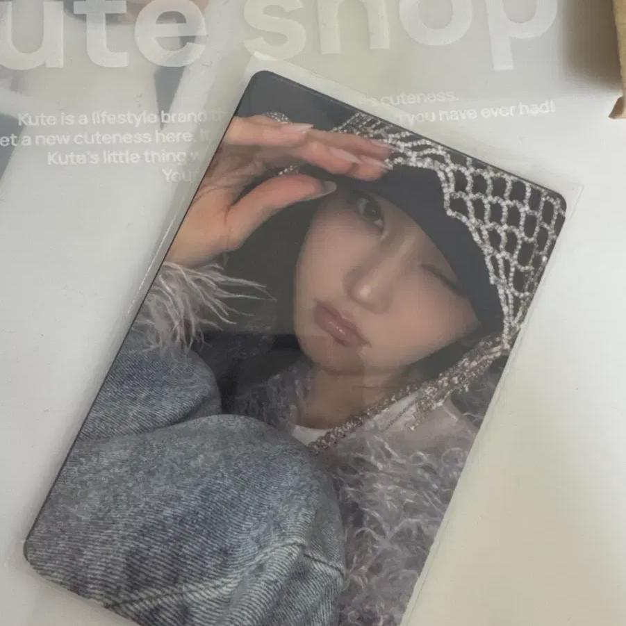 

Oldef Youngseo Lucky Draw Photocard