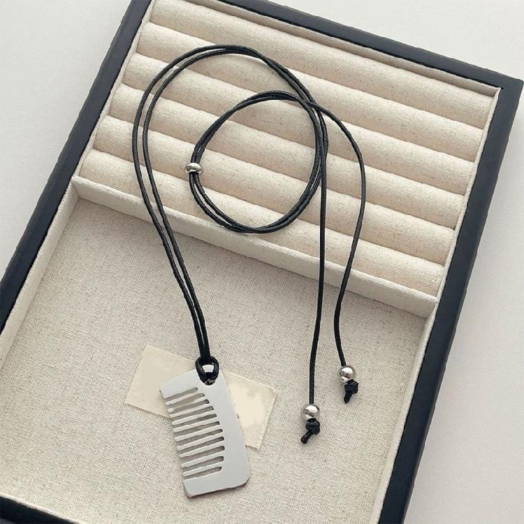 Contemporary Comb Shaped Alloy Necklace Polished Finish Clavicle Chain Everyday Fashion Statement Accessory
