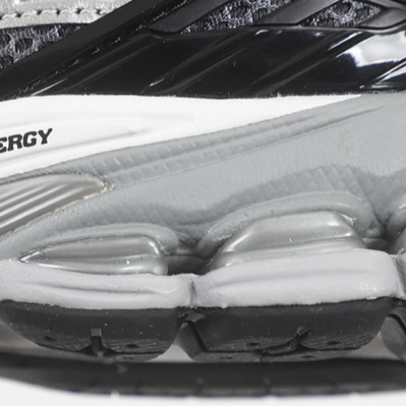 New Balance 1906r Silver Metallic Black