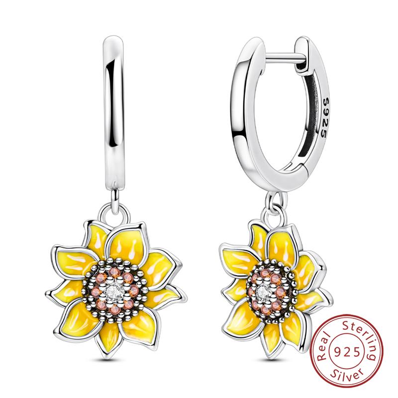 New 925 Silver Hoop Earrings Bow Strawberry Cherry Cream Sunflower Hoop Earrings For Women Fashion Party Jewelry Gift