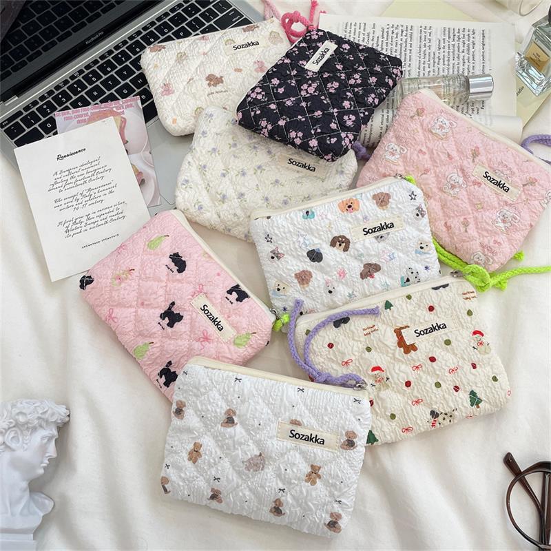 Sweet Cute Animal Floral Quilted Padded Portable Sanitary Napkin Storage Bags Coin Purse Cosmetic Bags Card Packs Key Bags Gifts