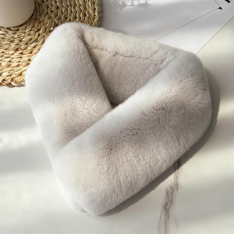Women's Genuine Rex Rabbit Fur Breathable Fashion Scarf Winter Neck Warmer with Magnetic Closure