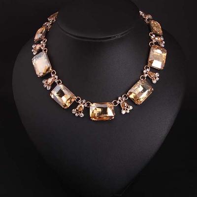 5 Color Sparkle Crystal Gem Short Clavicle Necklace Women'S Versatile Fashion Accessories