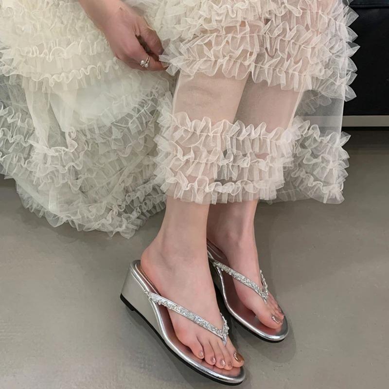 Fashion 2025 New Summer Women Crystal Clip Toe Slippers Fashion Wedges Heel Slide Ladies Elegant Street Style Flip Flop Shoes