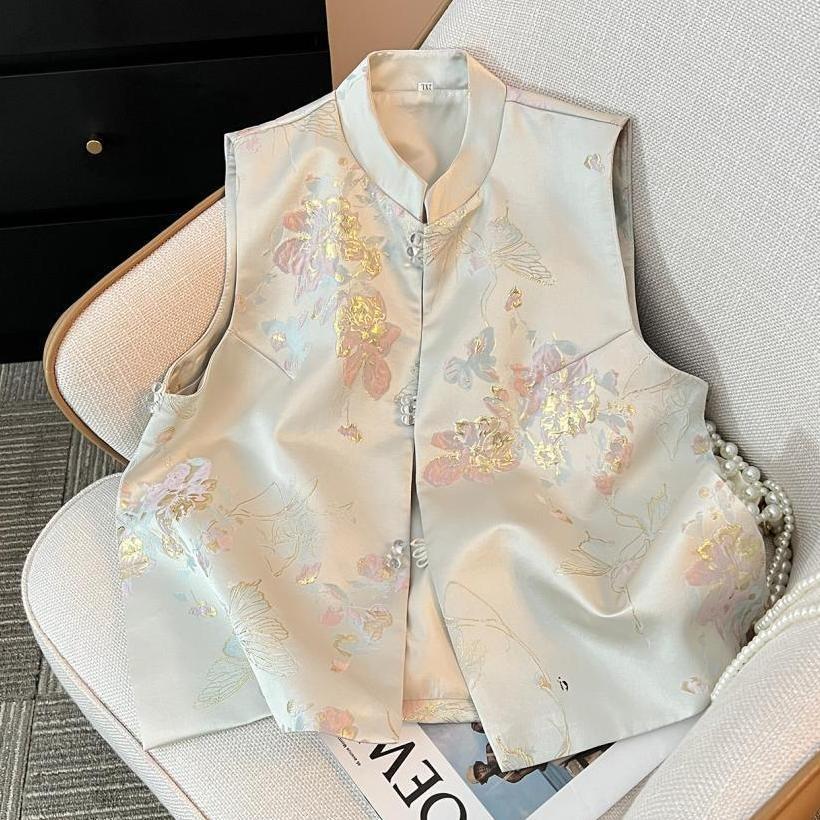 

Spot high-end vest women s vest disc-buckled jacquard stand-up collar women s wife retro Guoan Cora red top M [Recommended below 50kg]