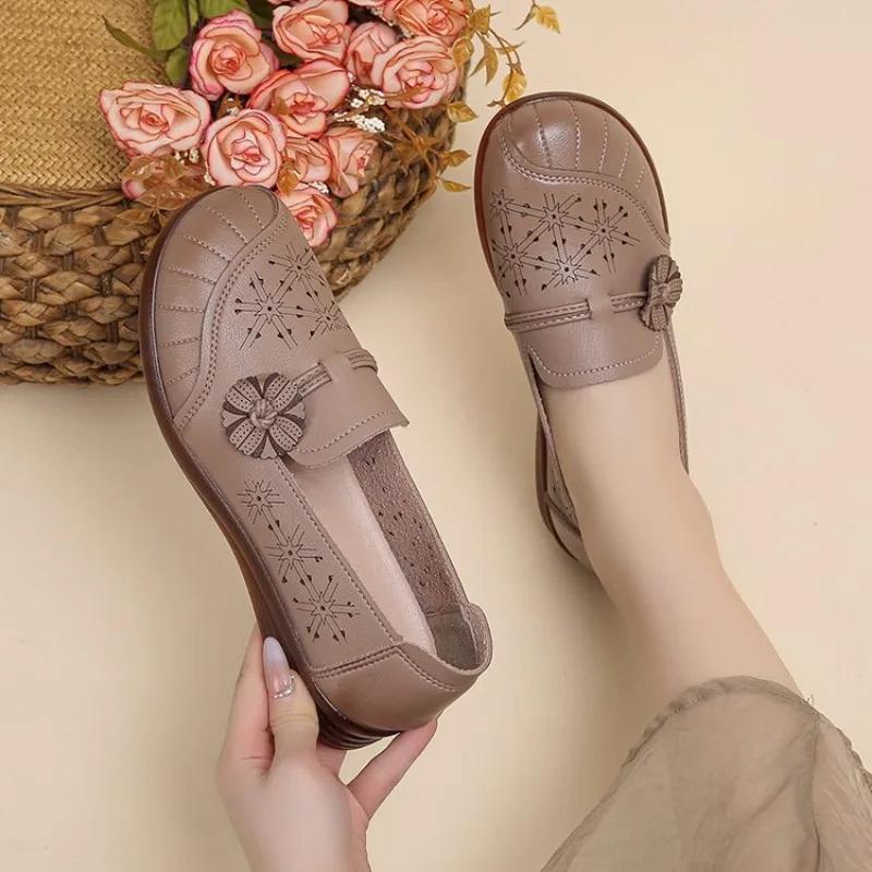Fashion 2024 Flowers Hollow Moccasins Mother Ladies Designer Ballet Flats Summer Woman Leather Loafers Retro Style Women's Shoes