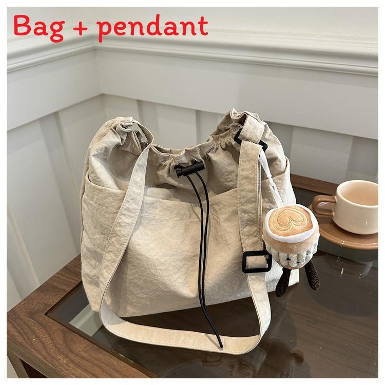 Urban Minimalist Nylon Tote Bag With Large Capacity For Daily Commute And Casual Use