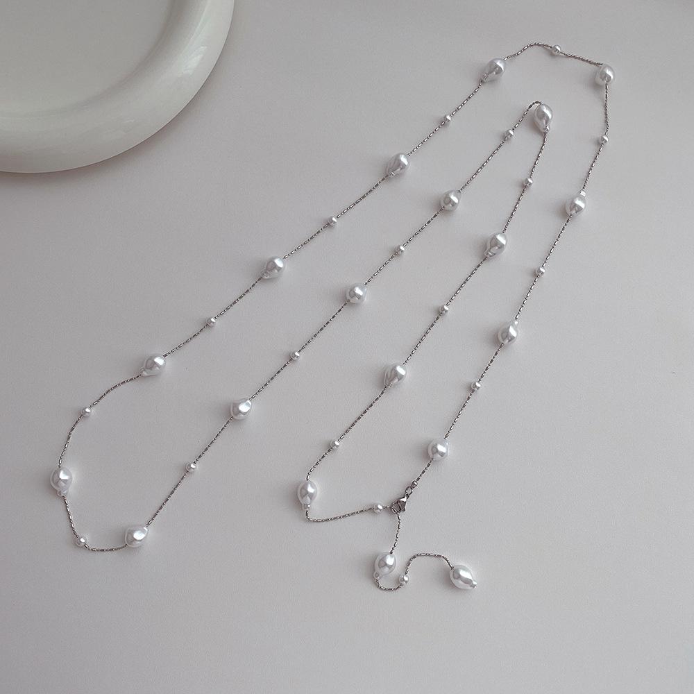 Elegant Baroque Pearl Long Necklace – Versatile, Light Luxury Clavicle Chain for Women