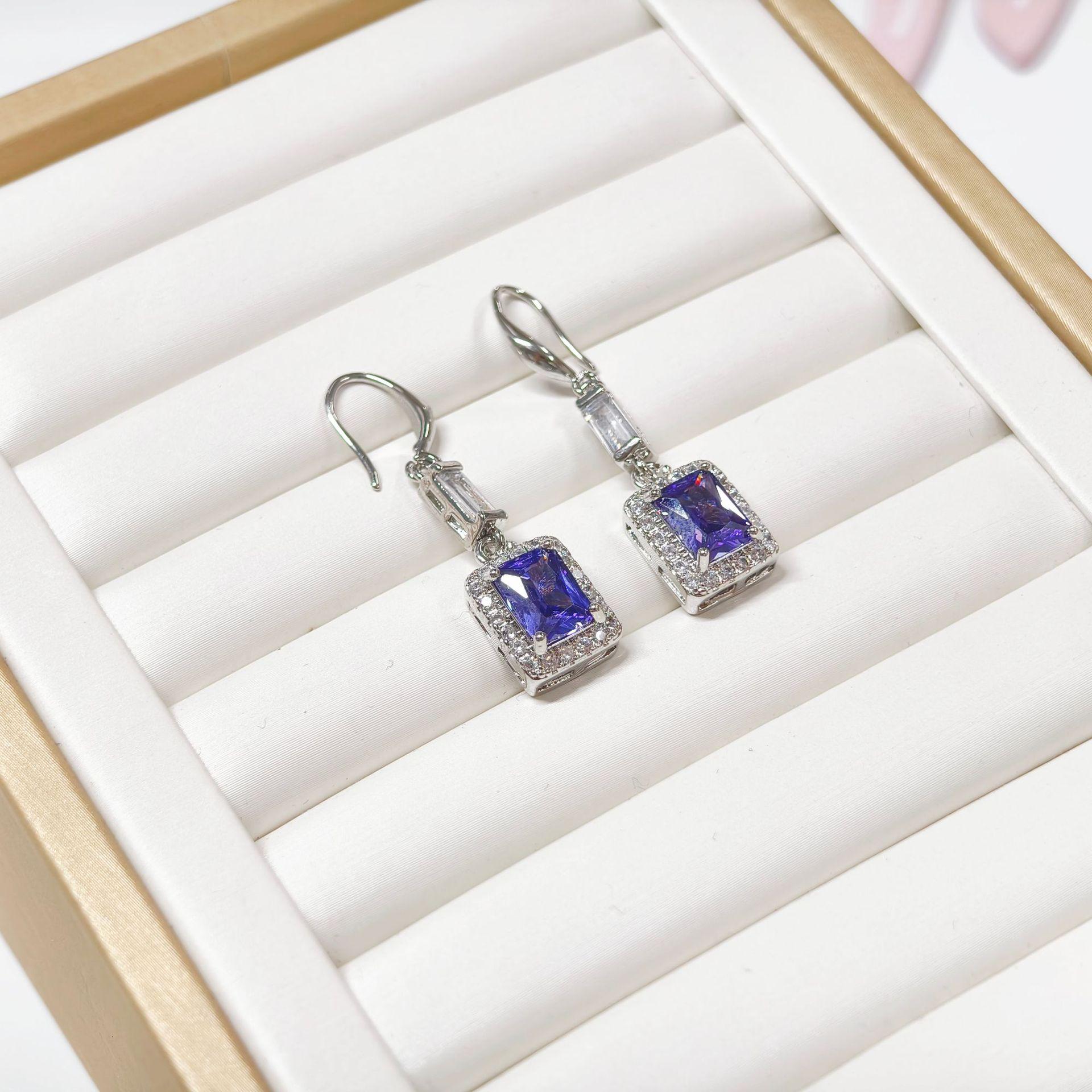 Gessen Jewelry European-American Retro Gemstone Rectangular Earrings - Elegant & Versatile Ear Hooks for Women
